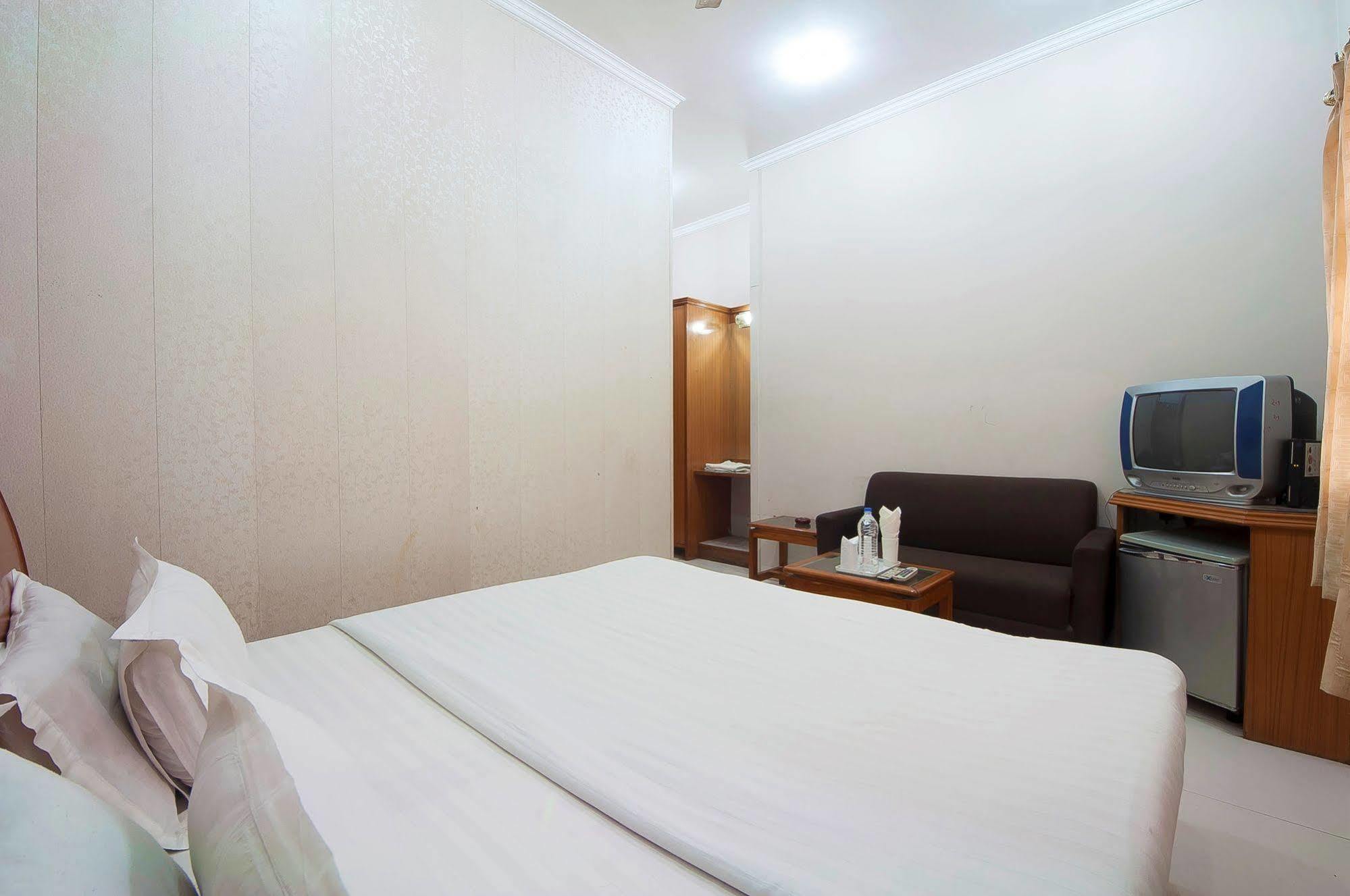 Fabhotel Basera 암리차르 외부 사진