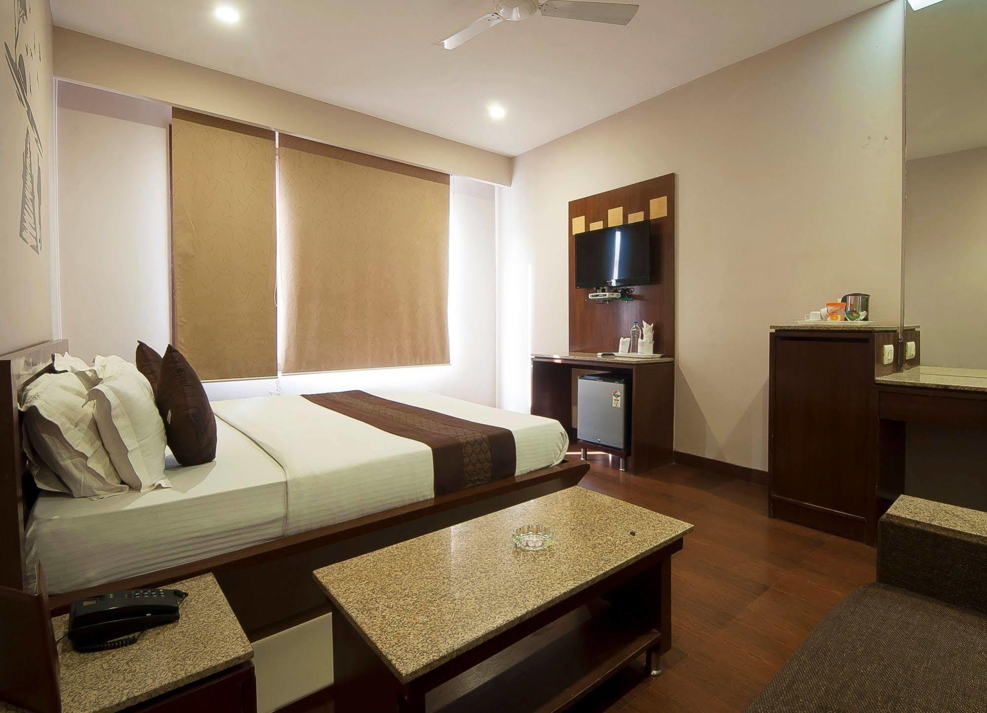 Fabhotel Basera 암리차르 외부 사진