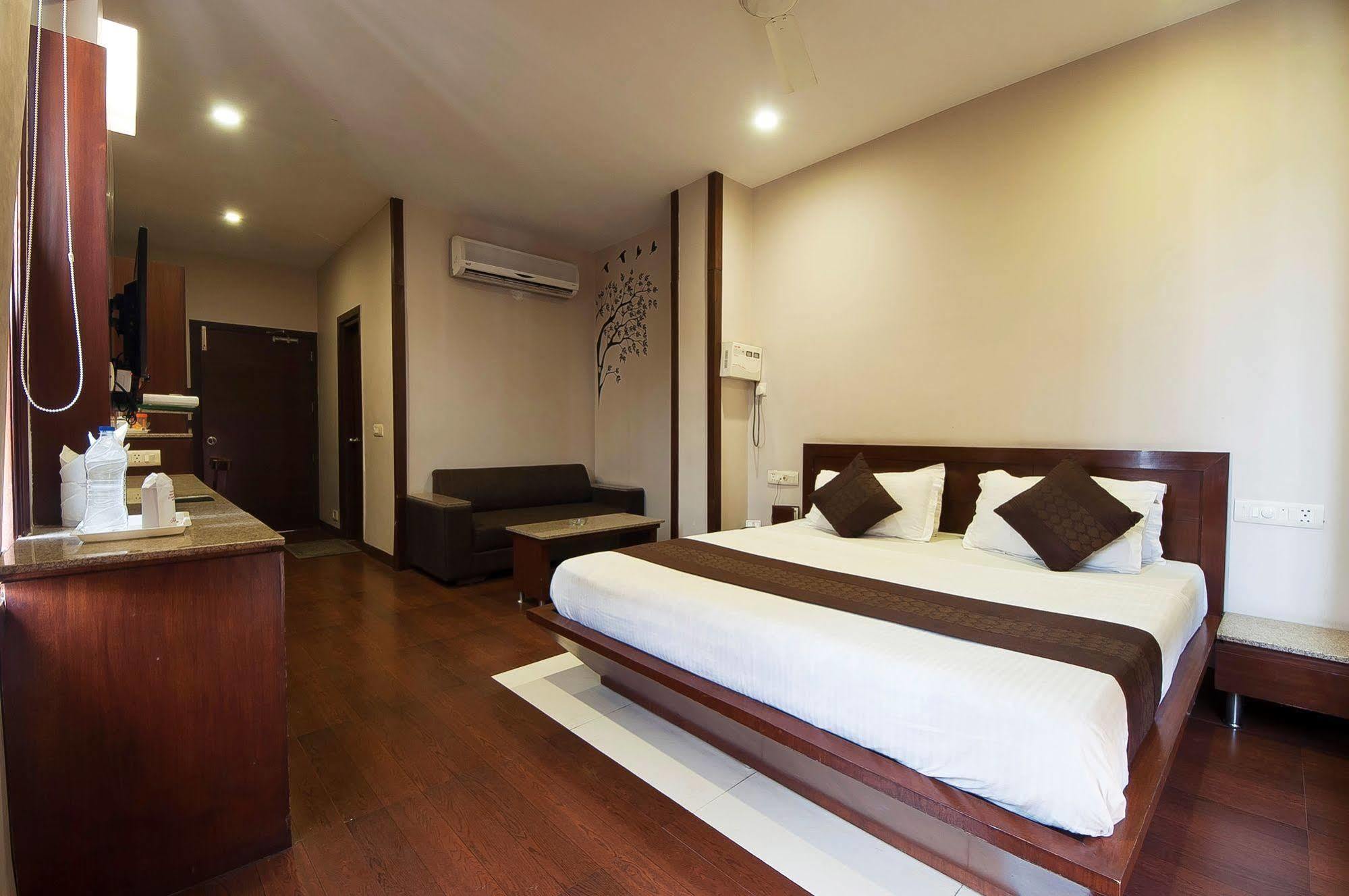Fabhotel Basera 암리차르 외부 사진